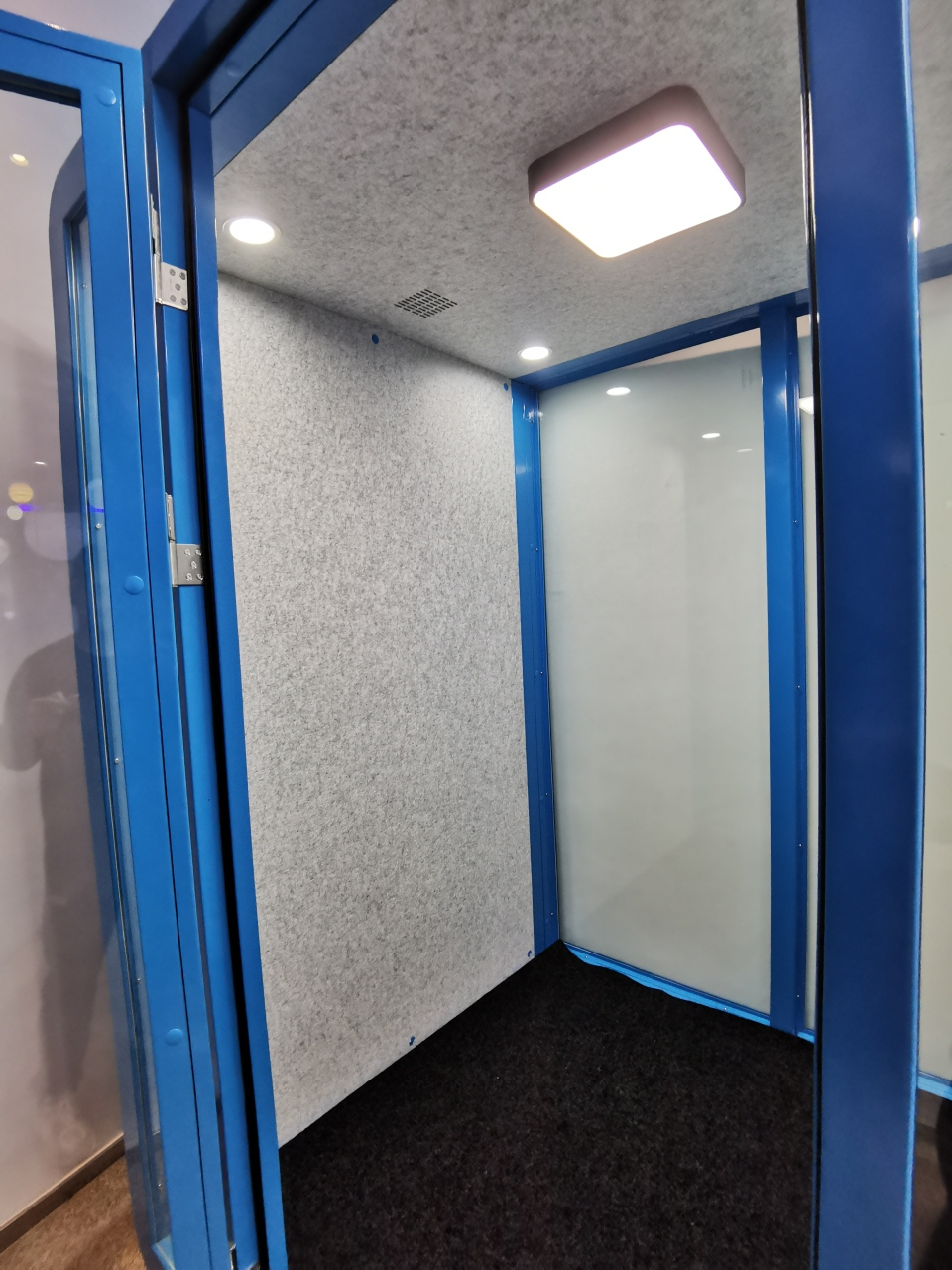 Mobile Office Space - Image 2