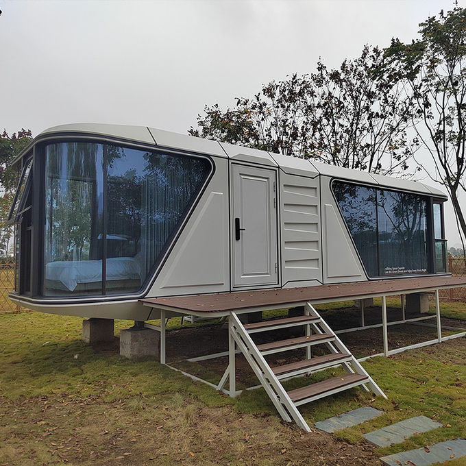 Modern Traveler's Home - Image 3